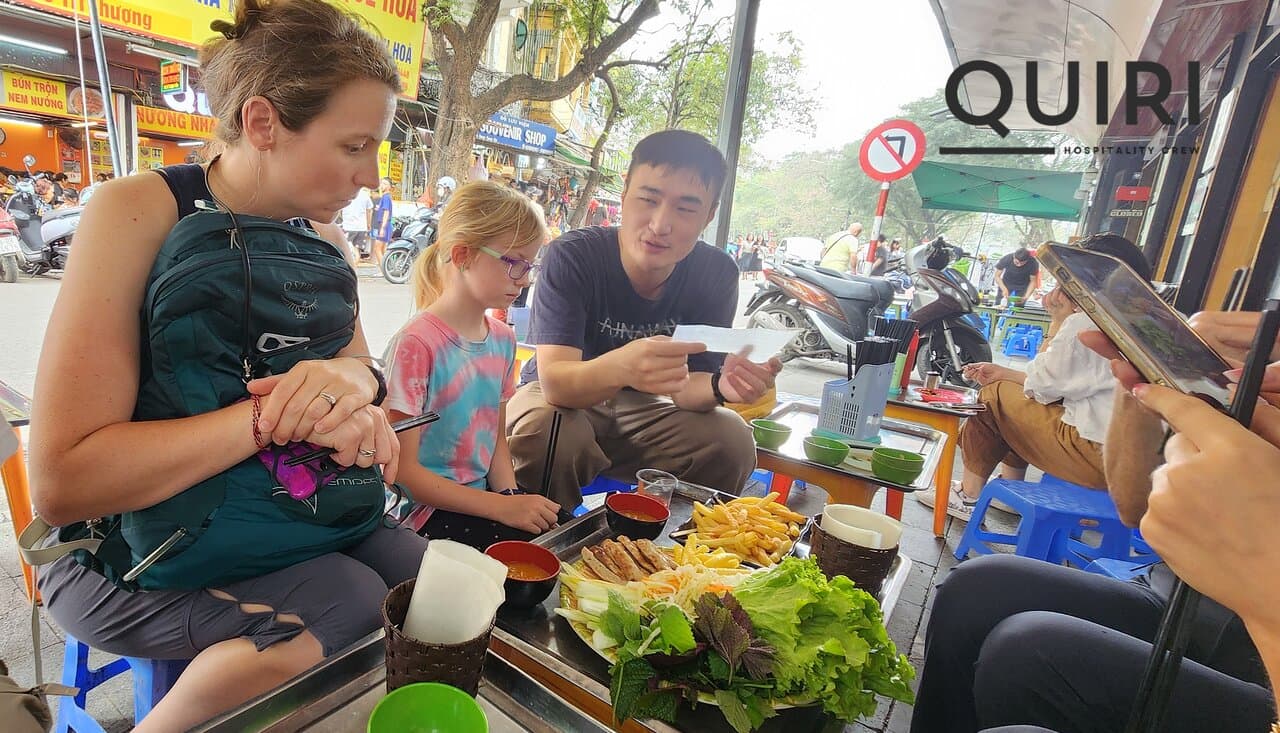 Travel Vietnam on a Budget: Streets Food
