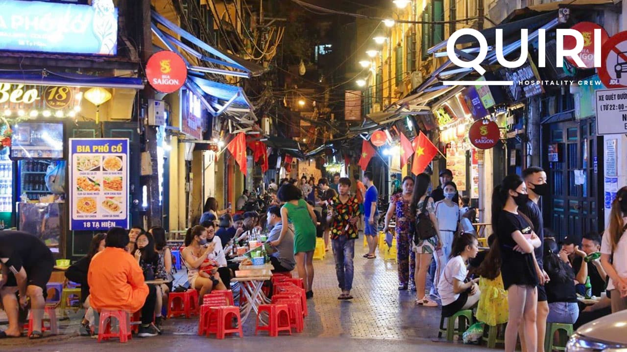 Eat and Drink at Hanoi's Old Quarter Night Market