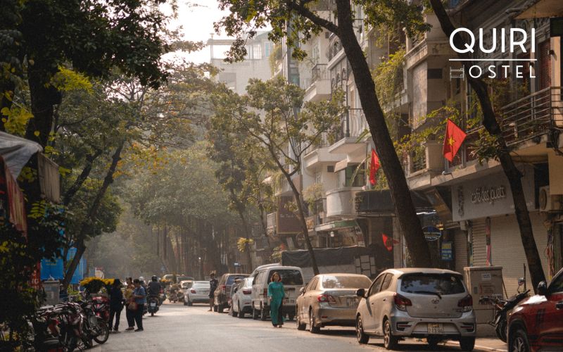Discover everyday charm and culture while wandering the streets of Hanoi in winter.