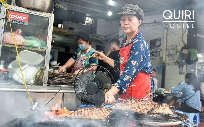 Eating on Hanoi’s sidewalks turns Bun Cha into a full cultural experience.