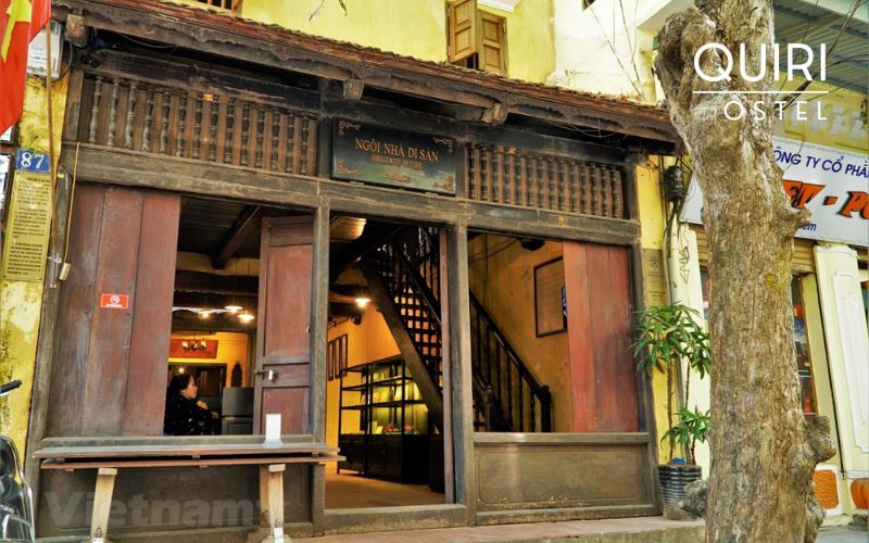 A preserved home offering insights into traditional urban life.