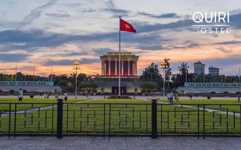 Cultural stops define the rhythm of a relaxed one day tour.