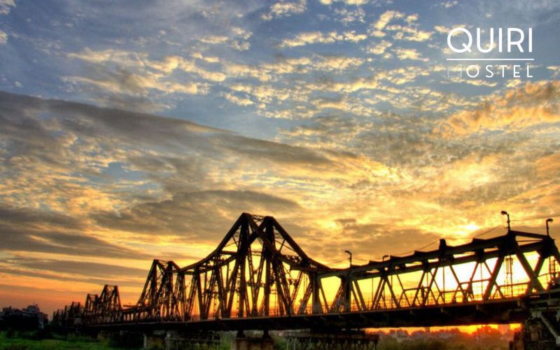 A calm start sets the tone for one day in Hanoi.