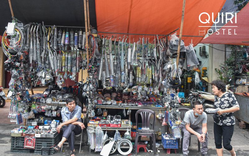 Collectors enjoy discovering unexpected finds across diverse hanoi market stalls