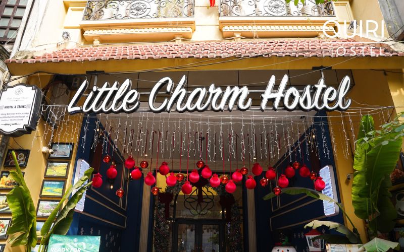 Cozy vibes attract travelers choosing where to stay at Christmas