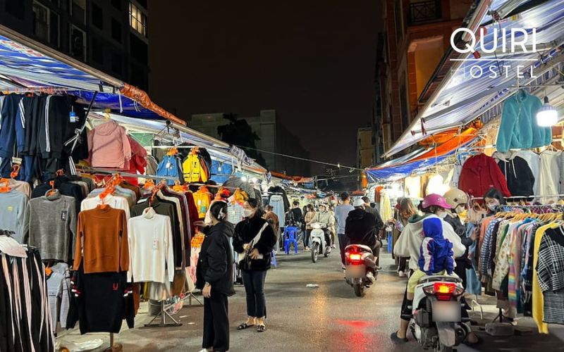 Students create a youthful ambiance that shapes this evening marketplace.