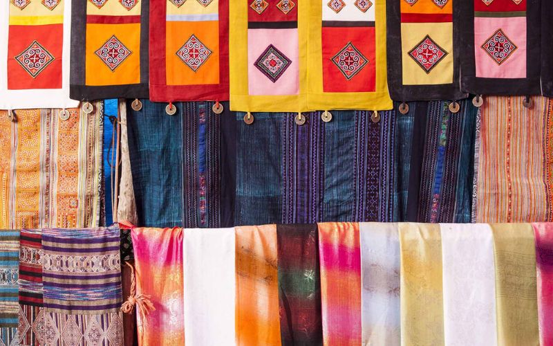 These simple tips help you explore Vạn Phúc Silk Village comfortably and confidently.