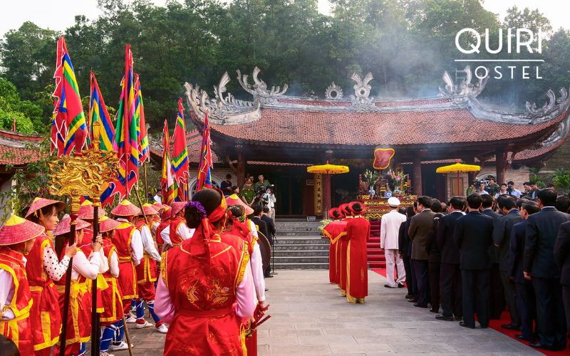 Traditional festivals in Vietnam strengthen national pride and ancestral respectHyphenated: