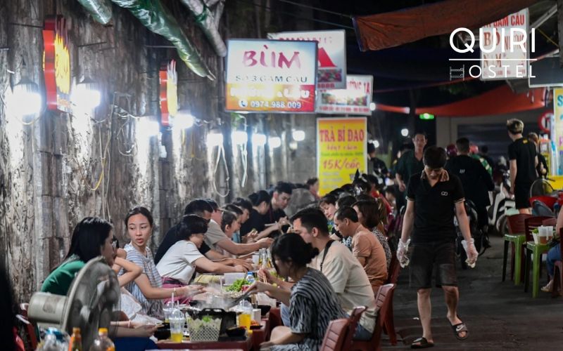 Busy stalls often signal strong street food safety standards