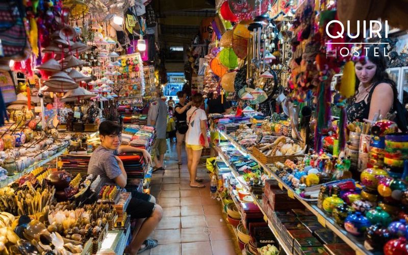Travelers should know where to bargain in Vietnam markets